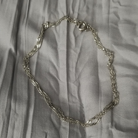 Inlaid Crystal Rhinestone Necklace - Picture 5 of 6